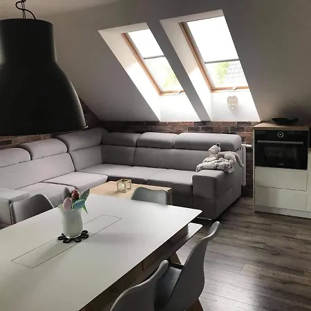 Podgorze شكلارسكا بوريبا